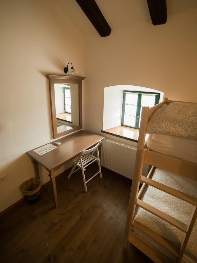Hostel Skrla Divaca Ngoại thất bức ảnh