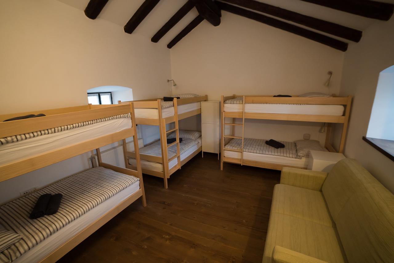 Hostel Skrla Divaca Ngoại thất bức ảnh